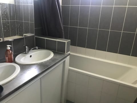 Location MAISON LE MANS House in Le Mans