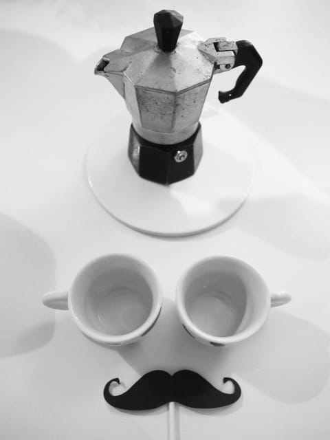 Coffee/tea facilities, Decorative detail, Drinks