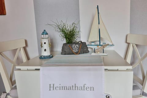 Haffblick im Reetdachhaus am Haff Apartment in Rerik