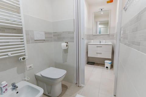 Relax Ligure-5 min from the sea-Wifi-parking House in Casarza Ligure