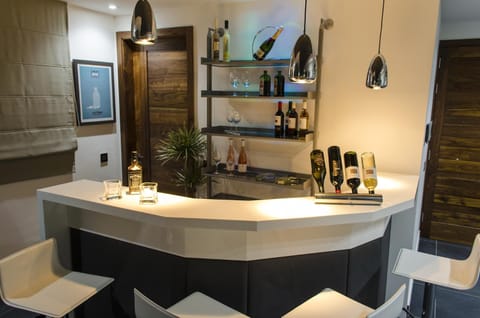 Lounge or bar