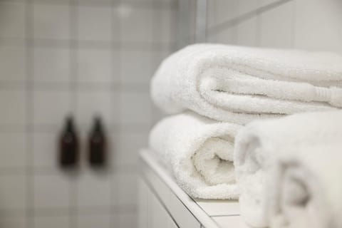 Bathroom, towels