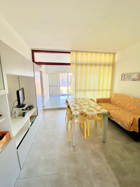 Apartments Via Dei Platani Condo in Tuscany