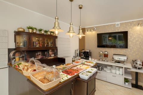 Dining area, Breakfast