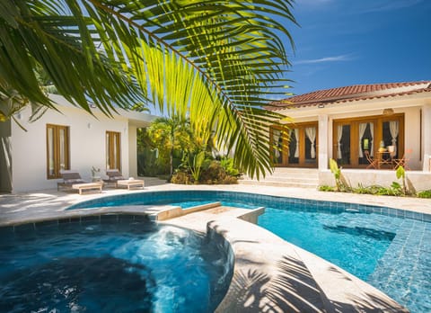 Property building, Day, Garden view, Pool view, Swimming pool
