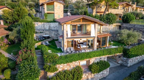 Property building, Bird's eye view, Garden view