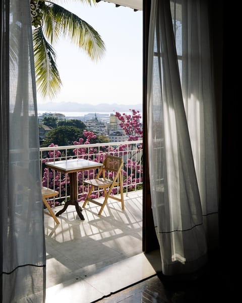 Balcony/Terrace, City view