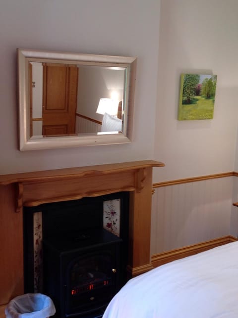 Gardeners Cottage B and B Bed and Breakfast in Bakewell