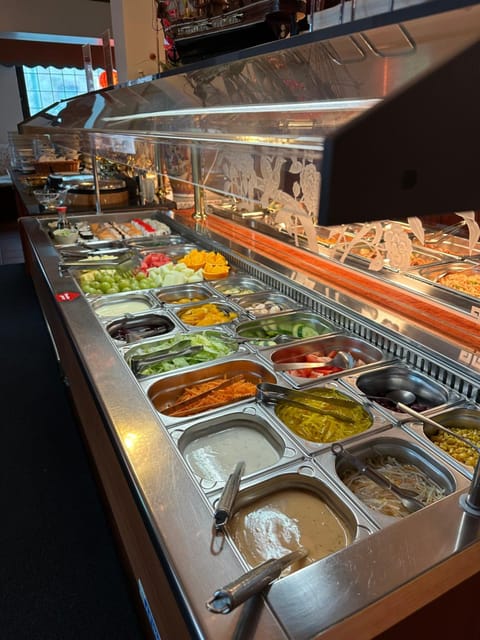 Restaurant/places to eat, Food and drinks, Food