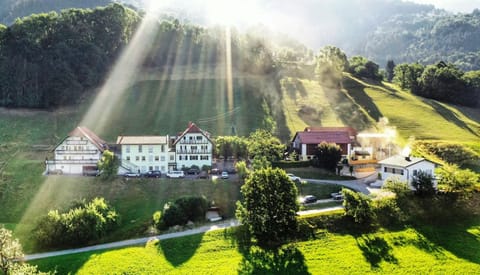 Gasthof-Pension Ölberger Bed and Breakfast in Carinthia, Austria