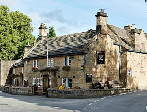 Devonshire Arms at Beeley - Chatsworth Inn in Derbyshire Dales District