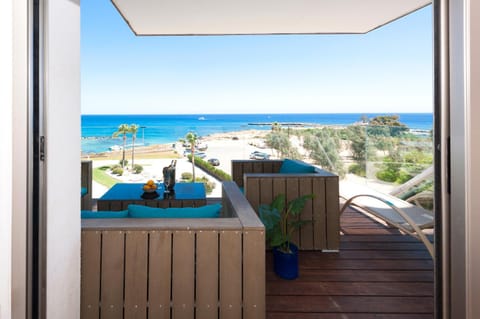 Patio, Natural landscape, View (from property/room), Balcony/Terrace, Beach, Sea view