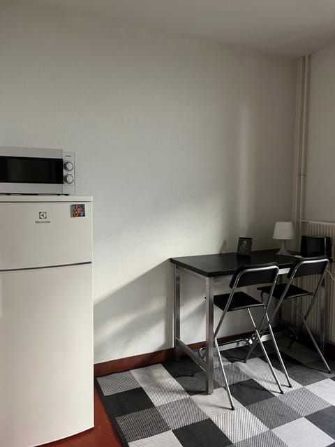 A cute room with 1,5 bed in shared flat Bed and Breakfast in Nidwalden