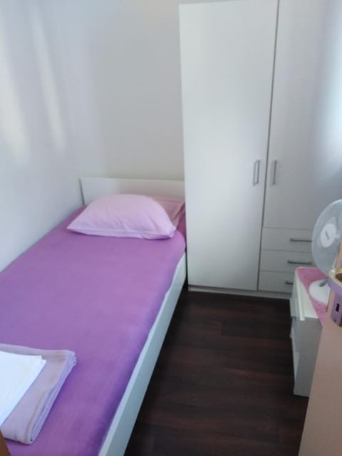 Apartment House Aria Condo in Baška Voda