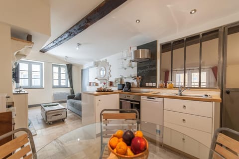 La Maison Debourg Apartment in Lyon