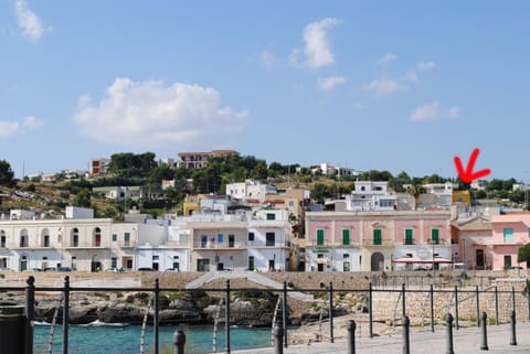 Property building, Facade/entrance, Bird's eye view, Sea view, Street view