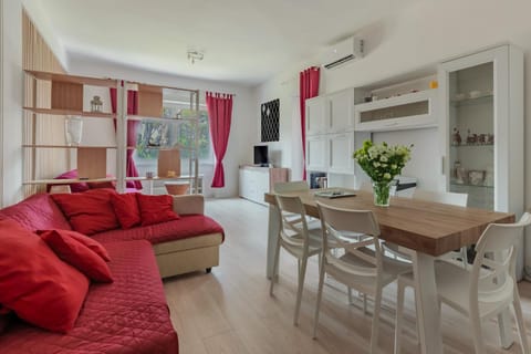 Lounge or bar