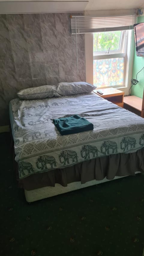 pengwern manor Bed and Breakfast in Rhyl