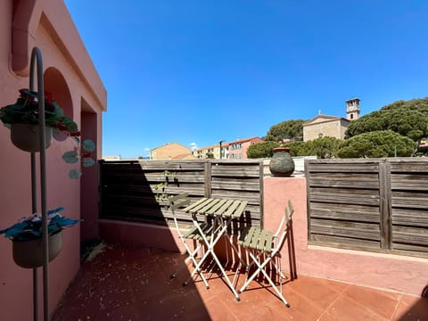 Day, Balcony/Terrace