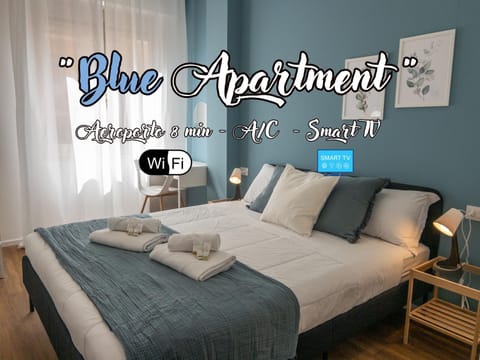 Bed, Photo of the whole room, Bedroom, internet, towels, air conditioner