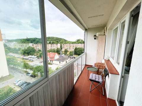 Apartment z widokiem, 10min od morza! Bezpłatny Parking i Wi-Fi Condo in Gdansk