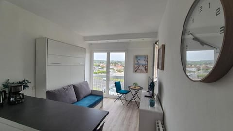 Studio Siouville-Hague à côté école de surf Apartment in Normandy