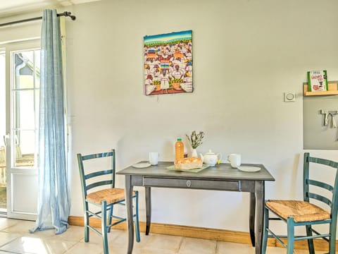 Holiday Home Les Châtaigners by Interhome House in Étables-sur-Mer