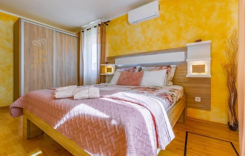 Šurlan Apartment in Premantura