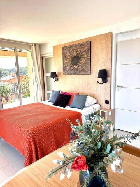 Villa Grand Baie Apartment in Saint-Raphael