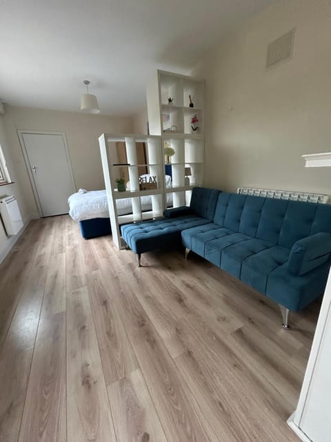 Bed, Photo of the whole room, Seating area, Bedroom
