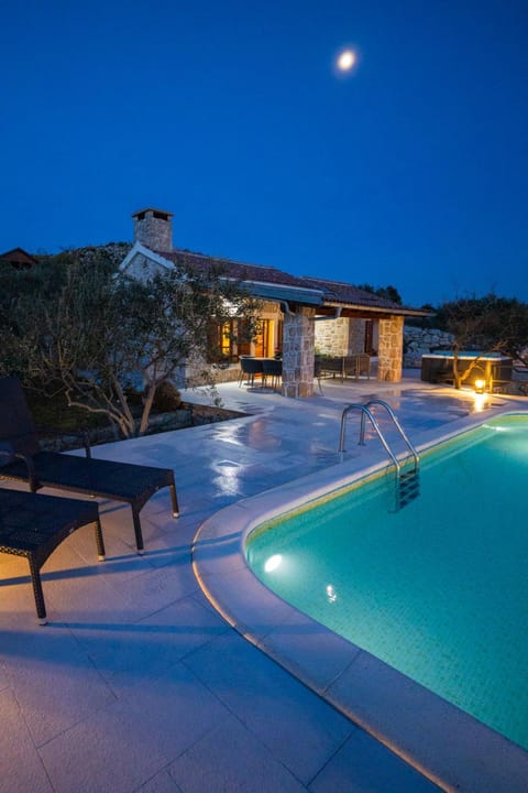 Holiday Home Svemir House in Zadar County