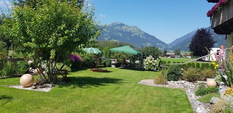 Gästehaus Schoeneweiß Condo in Garmisch-Partenkirchen