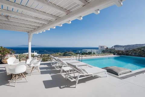 Seating area, Pool view, Sea view, Swimming pool, sunbed