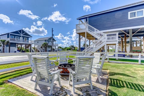 Life's A Breeze House in Caplen