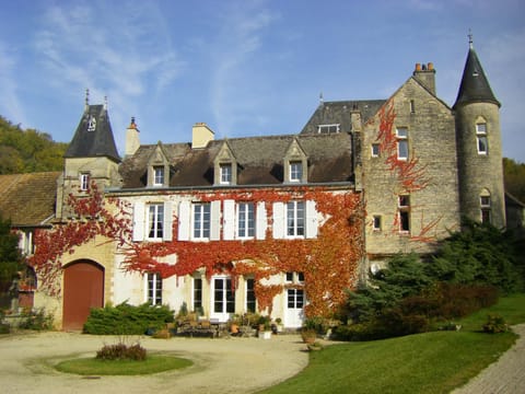 Prieuré de Bonvaux Bed and Breakfast in Dijon