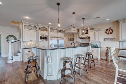 Sea Esta House in Crystal Beach