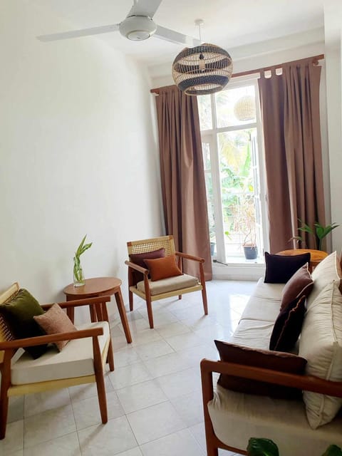 Mount Bay Guest House Bed and Breakfast in Dehiwala-Mount Lavinia