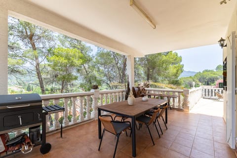 Chalet Barraca d 'Aigües Vives House in Safor