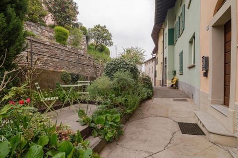 Property building, Garden view