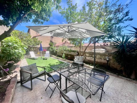 Day, Garden, sunbed