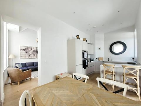 The Royal Rest Apartment in Porthcawl