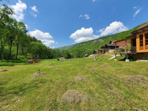 Garden view, Landmark view, Mountain view