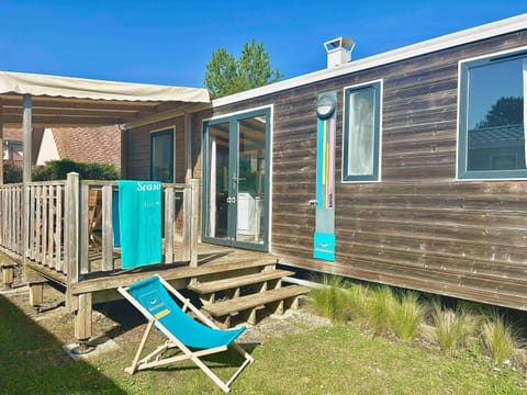 Property building, Patio, Garden, Garden view