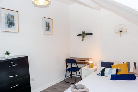 Entire Cosy 2 Bedroom Flat Apartment in Rotherham