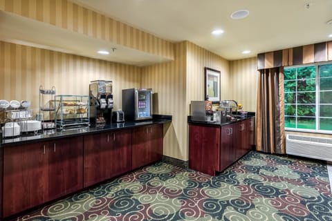 Cobblestone Inn & Suites - Vinton, IA Hotel in Iowa