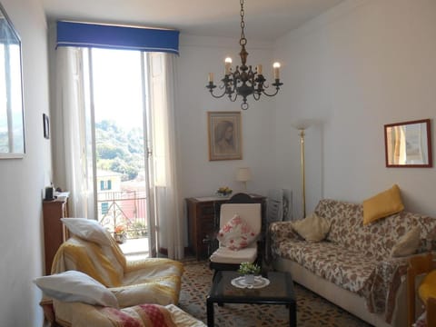 50 m from the beach, Lerici-5 Terre, gulf view Apartment in Lerici
