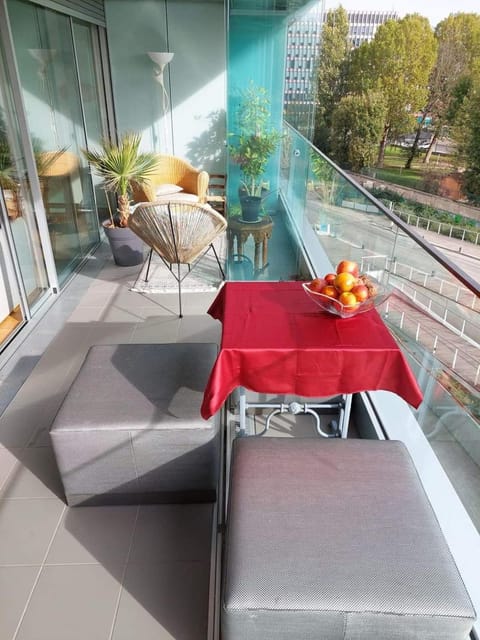 Day, View (from property/room), Balcony/Terrace, Seating area