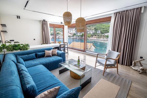 Blanche Cliff Apartments Apartment in Budva Municipality