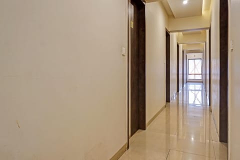 Collection O Hotel Royce Studios Near Pune Airport Hotel in Pune