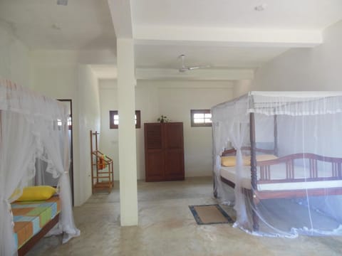 Beach House Habaraduwa Bed and Breakfast in Southern Province